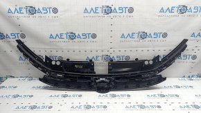 Решетка радиатора grill VW Jetta 25-26 без эмблемы