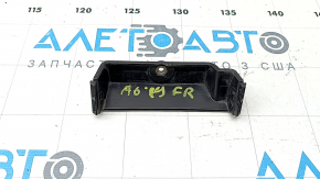 Крепление площадки номера решетки радиатора grill правое Audi A6 C8 19-24 структура