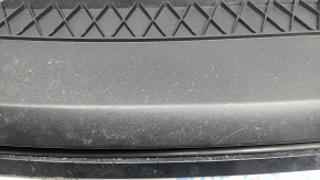 Губа заднего бампера VW Jetta 22-26 царапины
