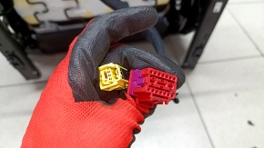 Водительское сиденье VW Jetta 22-26 без airbag, механическое, ткань черная, под чистку