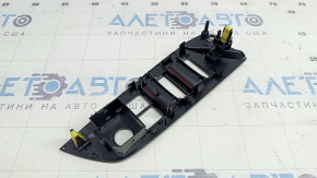 Накладка управления стеклоподъемником передним левым Toyota Prius 50 16-22 черный глянец, царапины