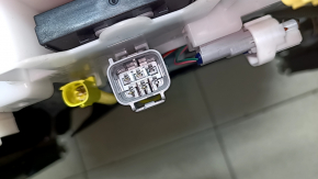 Пассажирское сиденье Toyota Prius 50 19-22 без airbag, ткань, черная, механическое, подогрев