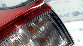 Фонарь верхний крыло правый Toyota Prius 50 19-22 в клею, царапины