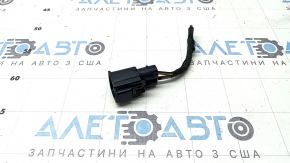 Фишка на тормозной усилитель brake booster Ford Escape MK4 20-22 малая