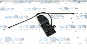 Кронштейн ручки відкриття замка капота підкапотного Audi A6 C8 19-25 з тросиками.