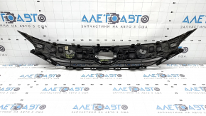 Решетка радиатора grill Toyota Venza 21-24 трещина, сколы