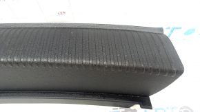 Накладка проема багажника Audi Q5 80A 18-24 черная, потерта