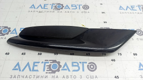 Накладка переднього бампера права Mazda 3 19-22 4d чорний глянець, Japan built, сколи