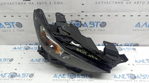 Фара передняя правая в сборе Mazda 3 19-23 ксенон, песок, полез лак
