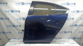 Дверь в сборе задняя левая Mazda 3 19-26 4d, синий 42M, тычки, надорван уплотнитель боковой накладки