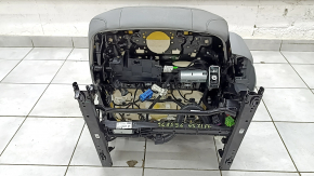 Водительское сиденье Audi Q5 80A 21-24 с airbag, электрическое, подогрев, кожа серая, Standard, потерто, царапины, под чистку