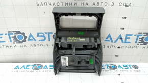Накладка центральной консоли задняя Audi Q5 80A 18-25 серая с нижней накладкой под USB Hub, трещина в креплении, царапины