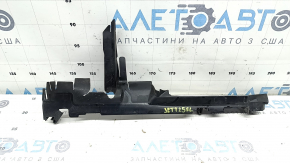 Дефлектор радиатора левый VW Jetta 25-26 1.5T