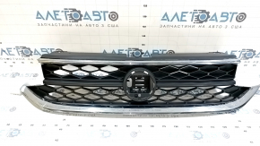 Решітка радіатора grill VW Taos 22-24 S, SE