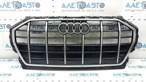Решітка радіатора grill у зборі Audi Q5 80A 21-24 чорний глянець, емблема та молдинг хром, Quattro, під камеру, позаштатні отвори