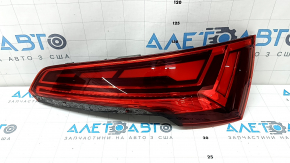 Ліхтар правий Audi Q5 80A 21-24 LED без анімації, потерт