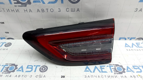 Ліхтар внутрішній кришка багажника правий Ford Escape MK4 23-26 оплавлений корпус та фішка підключення