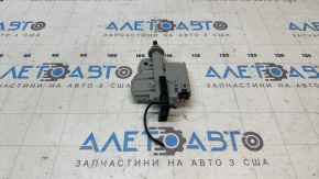 Замок лючка бензобака Toyota Highlander 20-22