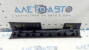 Накладка порога передняя правая Mitsubishi Outlander 22-26 черная, потерта
