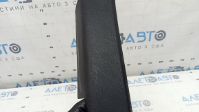 Накладка порога передняя правая Mitsubishi Outlander 22-26 черная, потерта
