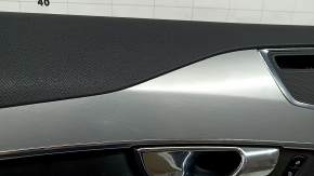 Обшивка двери карточка передняя левая Volvo XC90 16-22 черная, вставка кожа черная, подлокотник кожа черная, с ручкой, серая вставка, царапины, тычка