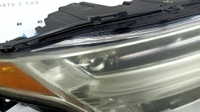 Фара передняя правая в сборе Volvo XC90 16-17 LED, царапины, полез лак, паутинка, под полировку