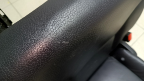 Заднее сиденье левое 2 ряд Volvo XC90 16-22 кожа черная, под 2 ряда, царапина