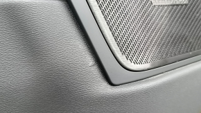 Обшивка двери карточка передняя правая Volvo XC60 18-26 черная, подлокотник и вставка кожа Nappa коричневая, с накладкой Harman Kardon, тычки