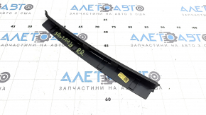 Накладка внутренней рамки двери задняя правая передняя Hyundai Santa Fe 24-26