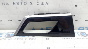 Накладка обшивки двері картки задня ліва Mitsubishi Outlander 22-23 чорний глянець з хромом, подряпини