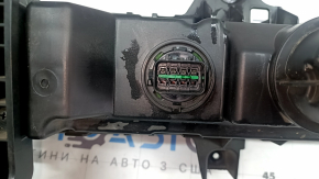 Денний ходовий вогонь ДХО центральний Hyundai Santa Fe 24-26 SE, SEL, скол