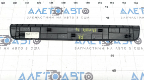 Накладка порога наружная передняя правая Hyundai Santa Fe 24-26 темно-серая