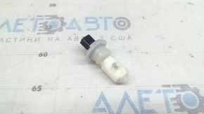 Датчик уровня жидкости бачка омывателя Hyundai Santa Fe 24-26