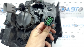 Фара передня права Hyundai Santa Fe 24-26 LED, під камеру