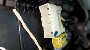 Заднее сиденье левое 2 ряд Hyundai Santa Fe 24-26 с airbag, кожа серая, с ремнем и подлокотником, электро, под 3 ряда, под химчистку