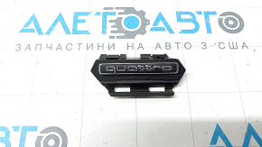 Емблема напис "quattro" на радіаторних решітках Audi A5 F5 20-25 пісок