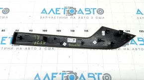 Молдинг обшивки двери задней левой Audi A5 F5 18-25 5D под дерево орех, царапины