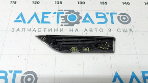 Молдинг крыла передний правый Audi A5 F5 18-25 хром, сломаны крепления, царапина