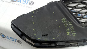 Решетка радиатора grill в сборе с обрамлением Ford Fusion mk5 17-19 тип 2, сломано крепление