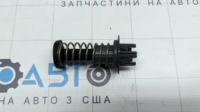 Отбойник капота левый Mercedes GLS-class X166 13-19 на капоте