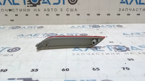 Отражатель заднего бампера правый Toyota Camry 18-20