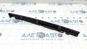 Кронштейн заднего бампера центральный правый Hyundai Santa Fe 24-26