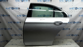 Дверь в сборе задняя левая Mercedes W213 E 17-23 keyless, серебро 775, царапина
