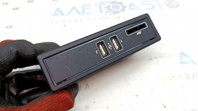 USB HUB, SD Mercedes W213 E 300/400/450/53/63 17-18 подряпини