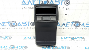 Накладка центральной консоли задняя Subaru Forester 25-26 черная, с карманом, царапины
