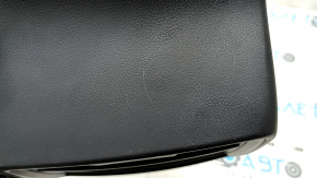 Накладка центральной консоли задняя Subaru Forester 25-26 черная, с карманом, царапины