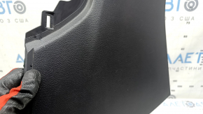 Накладка центральной консоли боковая задняя правая Toyota Highlander 20-22 черная, без консоли, царапины