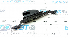 Кронштейн ременя безпеки водія Subaru Forester 25-26 чорний, потерт