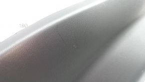 Накладка задней стойки нижняя правая Mazda CX-5 22-25 черная, потерта