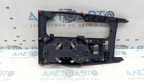 Накладка центральной консоли с подстаканниками Toyota Highlander 20-22 черная, царапины